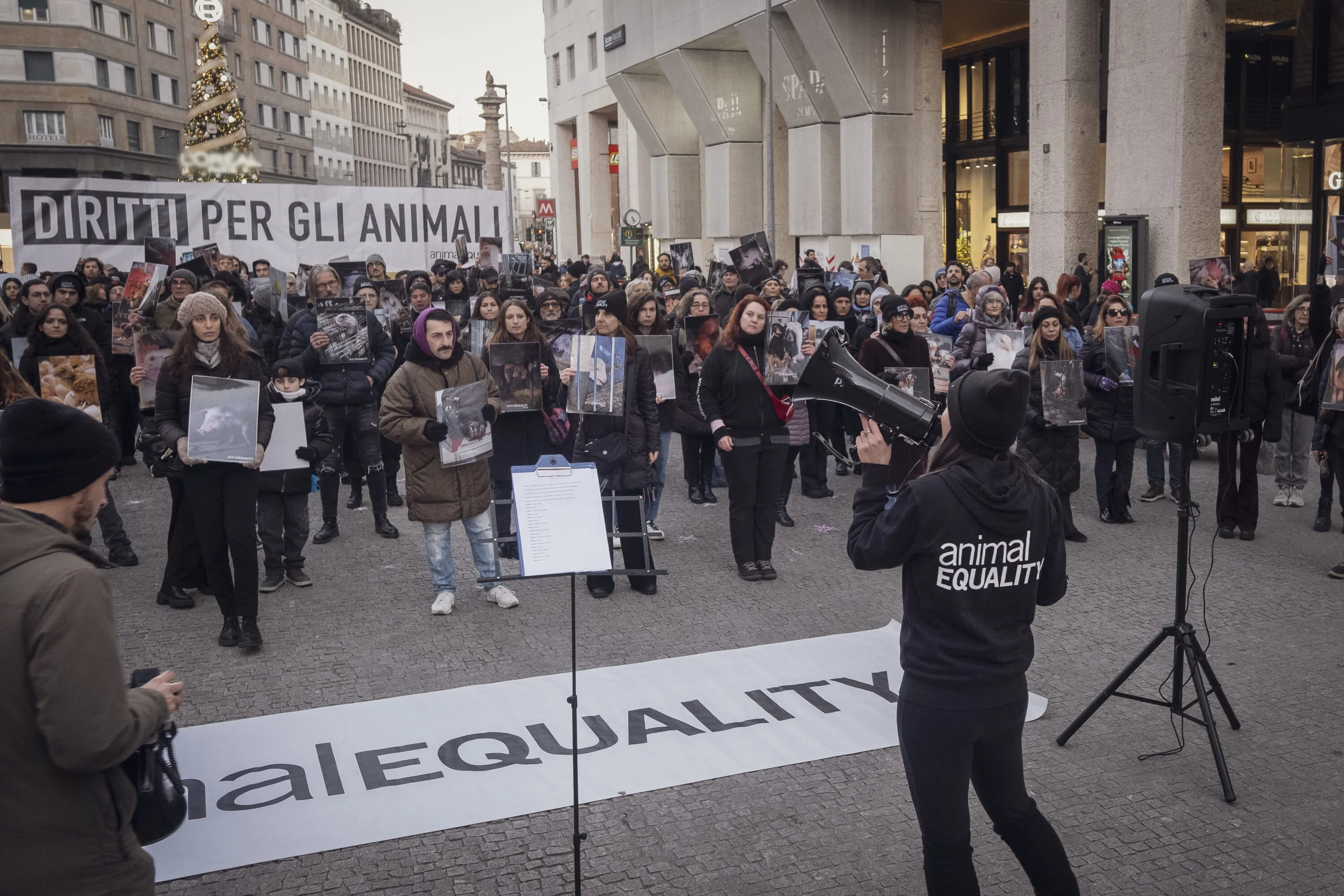 In centinaia a Milano per la Giornata Internazionale dei Diritti degli Animali 10