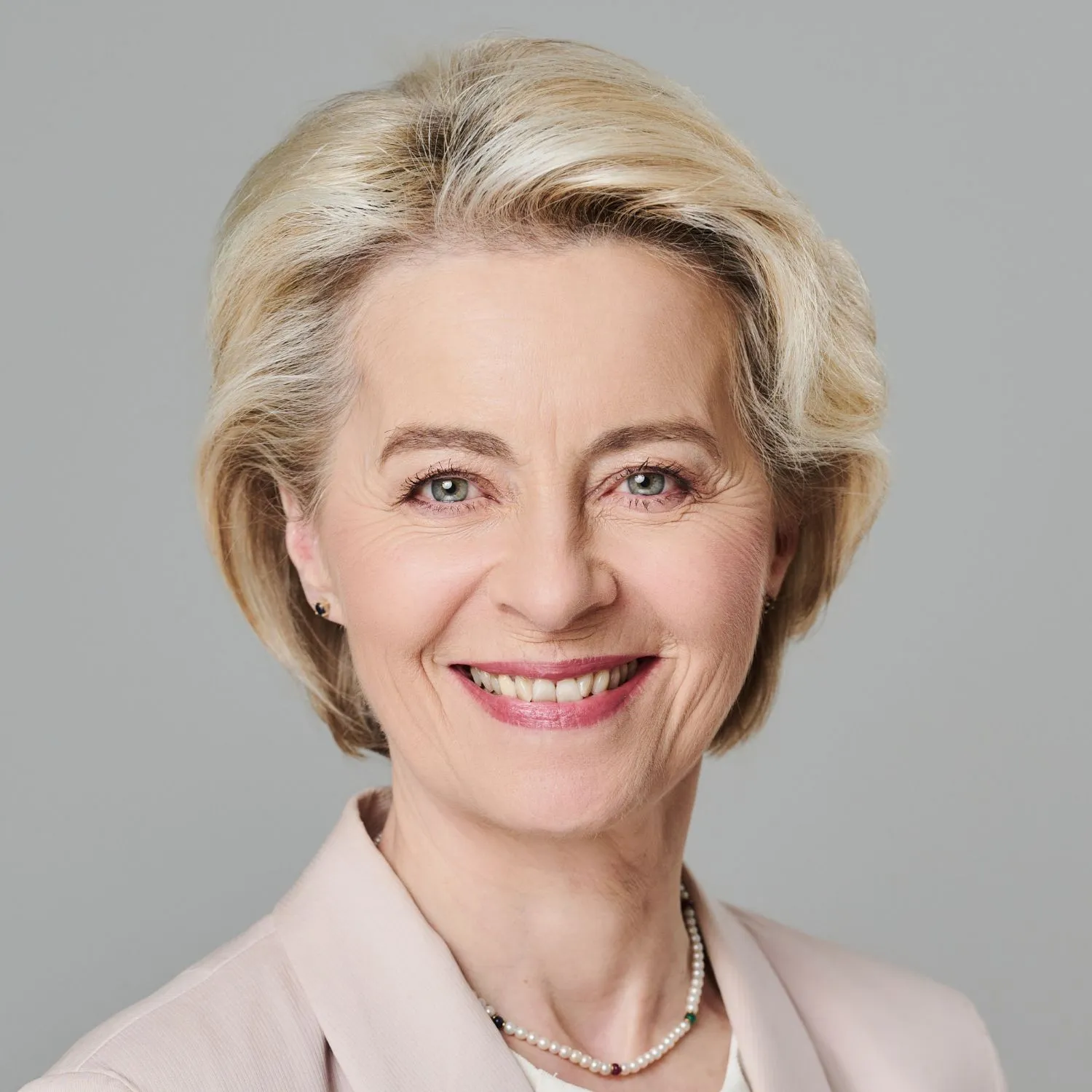 Cinque anni di rinvii 3 Ursula_von_der_Leyen